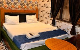 Plush Hotels
